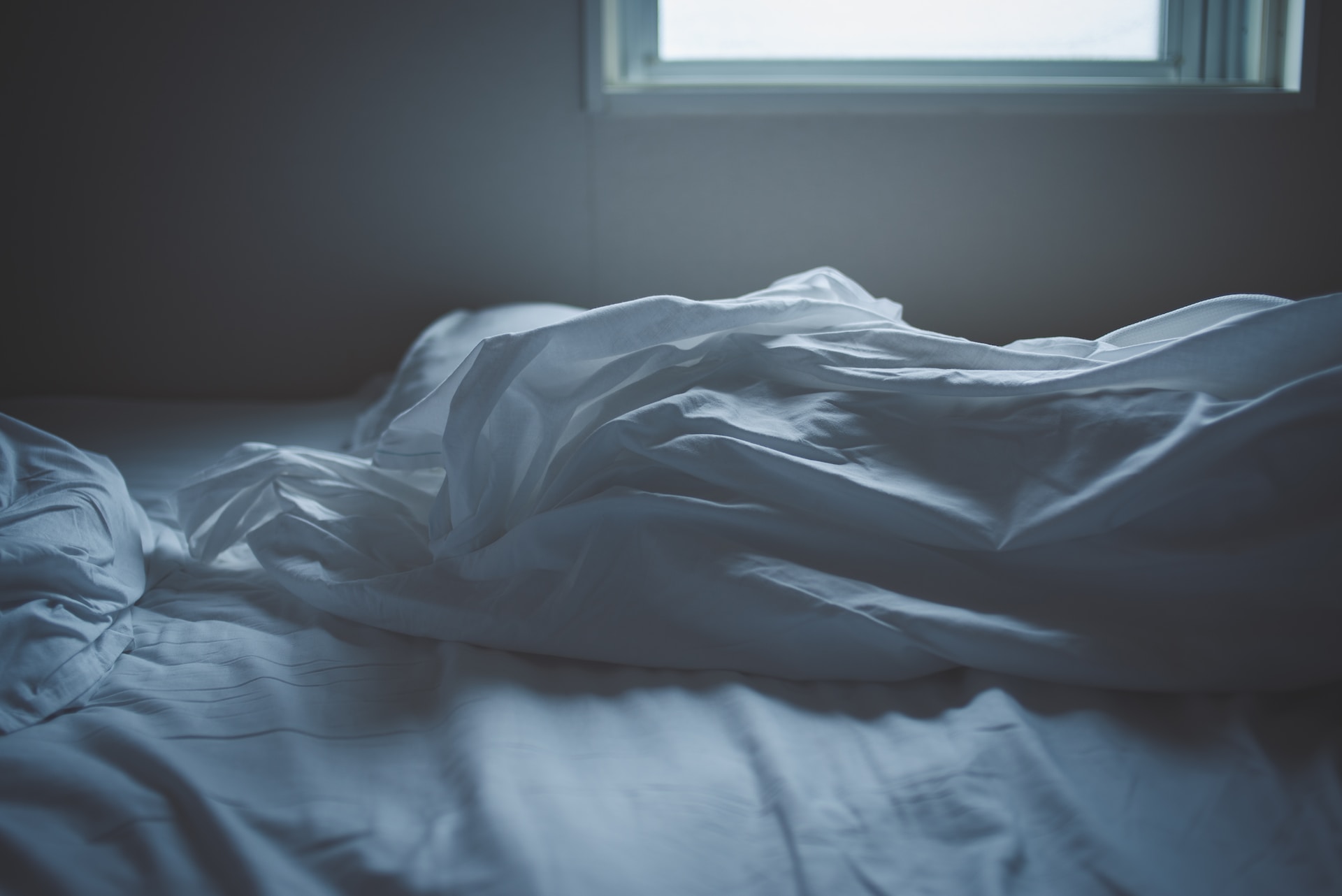 Top 10 Cooling Sheets for a Restful Sleep